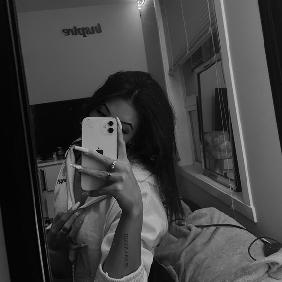 Meet your Posher, Jayden - Picture 1 of 1